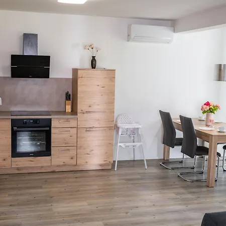 Swim And Relax Apartamento *